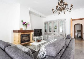 Casa pareada en alquiler en Río Real en Marbella