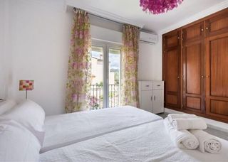 Casa pareada en alquiler en Río Real en Marbella