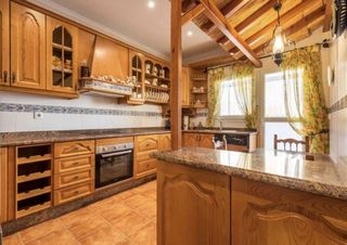 Casa pareada en alquiler en Río Real en Marbella