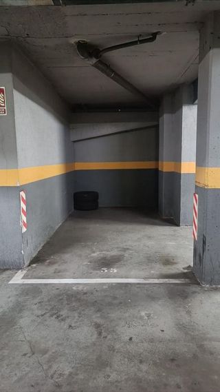 Garaje en alquiler en Estadi-Horta Vermella-Santa Anna en Vic