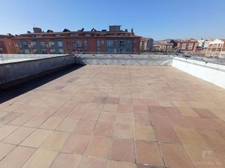 Oficina en alquiler en Santa Clara-Caputxins-Hospital en Vic