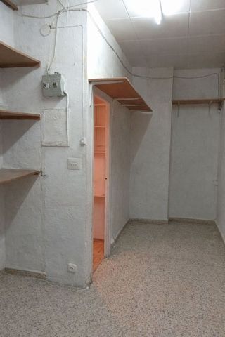 Local comercial en venta en Pubilla Cases en Hospitalet de Llobregat, L´