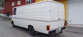 Mercedes-Benz 407 1993