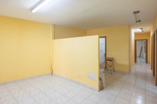 Local comercial en venta en Oliva pueblo en Oliva