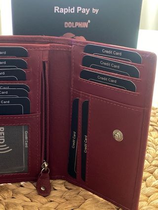 Cartera de piel de búfalo roja Dolphin