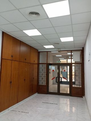Local comercial en alquiler en Centro Ciudad - El Carmen en Vélez-Málaga