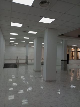 Local comercial en alquiler en Centro Ciudad - El Carmen en Vélez-Málaga