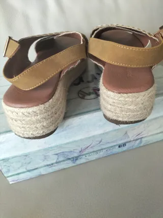 Sandalias Cortefiel Beige/Marrón Talla 38