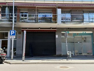 Local comercial en venta en Plaça Catalunya - Escola Industrial en Terrassa