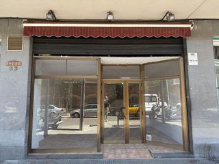 Local comercial en venta en Plaça Catalunya - Escola Industrial en Terrassa