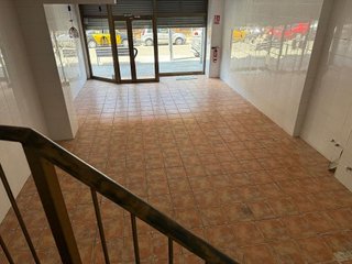 Local comercial en venta en Plaça Catalunya - Escola Industrial en Terrassa