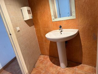 Local comercial en venta en Plaça Catalunya - Escola Industrial en Terrassa