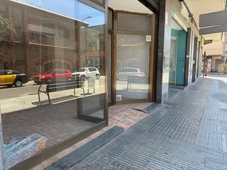 Local comercial en venta en Plaça Catalunya - Escola Industrial en Terrassa