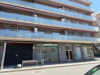 Local comercial en venta en Plaça Catalunya - Escola Industrial en Terrassa
