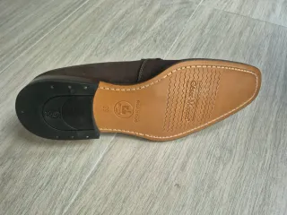 Zapatos nuevos Cesar Moretti marrones
