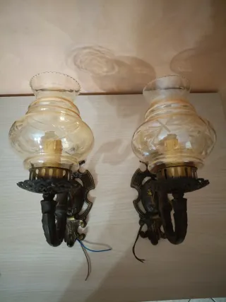 Coppia di vecchie applique funzionanti in ottone