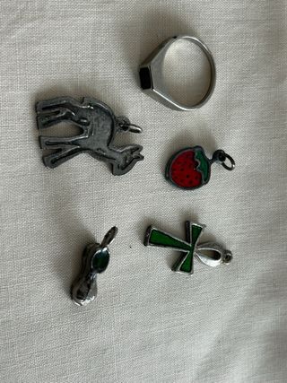 Ciondoli vintage anni 80 e anello uomo