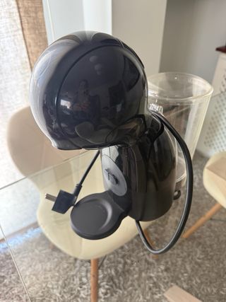 Cafetera Dolce Gusto Poco Uso, con las cápsulas