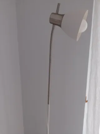 Lámpara de pie LED blanca 160cm