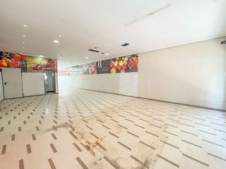 Local comercial en alquiler en Pont Nou - Corazón de Jesús en Elche