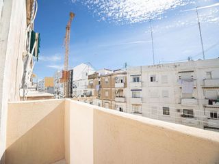 Piso en alquiler en Nou Moles en Valencia