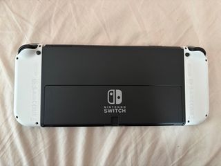 Nintendo Switch OLED Bianca + SD 256GB