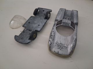 Lola T70 Mark 3 1/43 da restaurare
