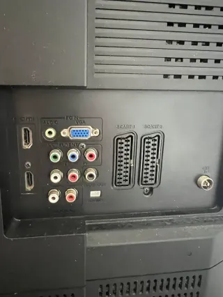 Televisor SHARP 32 pulgadas negro – como nuevo