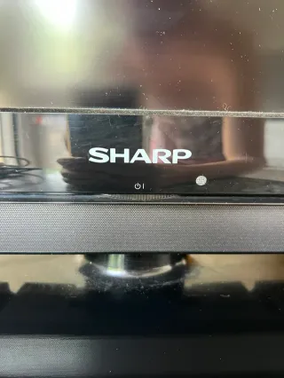 Televisor SHARP 32 pulgadas negro – como nuevo