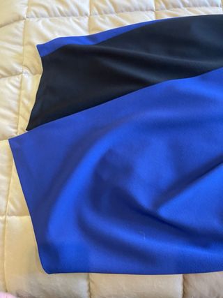 Vestito elegante blu e nero nuovo con cartellino