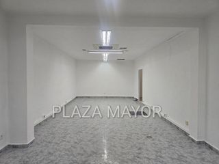 Local comercial en alquiler en Hospitales - Campus en Salamanca