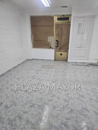 Local comercial en alquiler en Hospitales - Campus en Salamanca