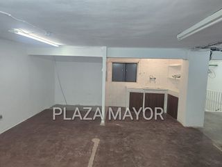 Local comercial en alquiler en Hospitales - Campus en Salamanca