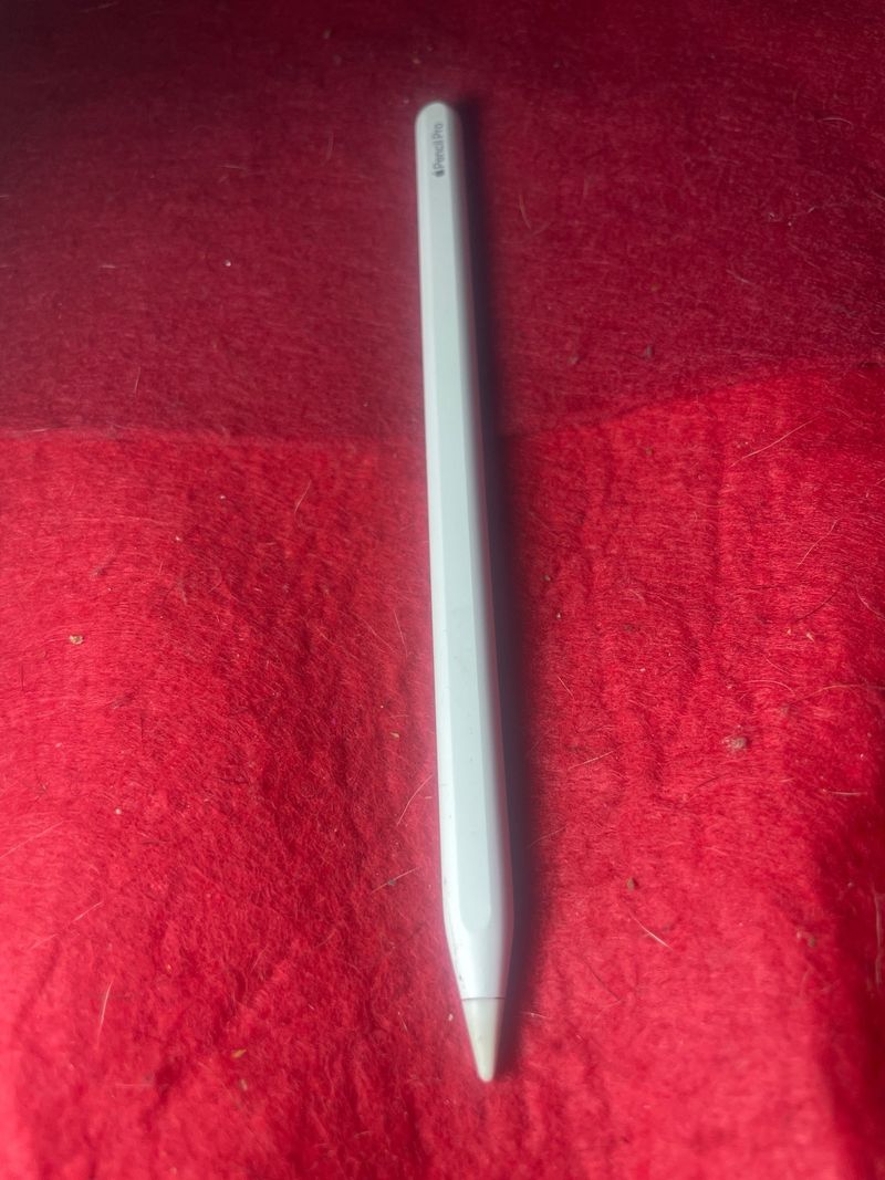 Lápiz Apple Pencil Pro usado 2 veces punta nueva afbeelding 3
