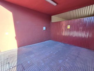 Garaje en venta en Carolina (La)