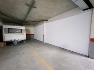 Garaje en venta en Carolina (La)