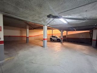 Garaje en venta en Carolina (La)