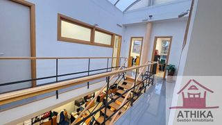 Local comercial en venta en El Mercado en Manises