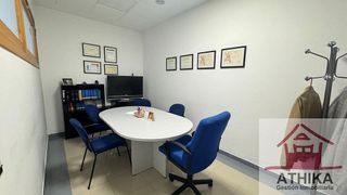 Local comercial en venta en El Mercado en Manises