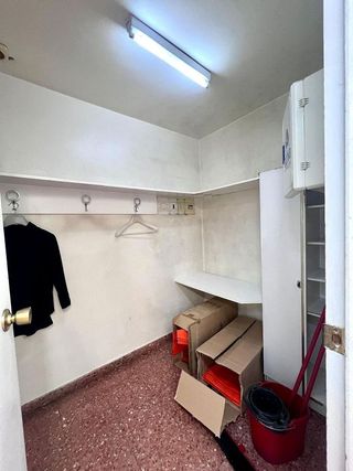 Local comercial en alquiler en Joc de la Bola - Camps d'Esports - Ciutat Jardí - Montcada en Lleida