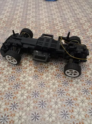 Scocca auto radiocomandata 9.6V NI-CD