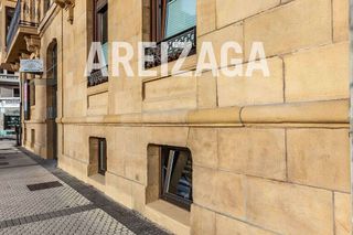 Local comercial en alquiler en Gros en San Sebastián-Donostia