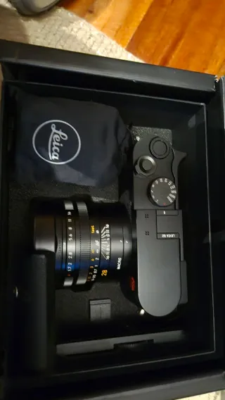 Leica Q2 y Accesorios Cámara Digital