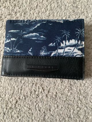 Billetera Rip Curl Estampado Tropical