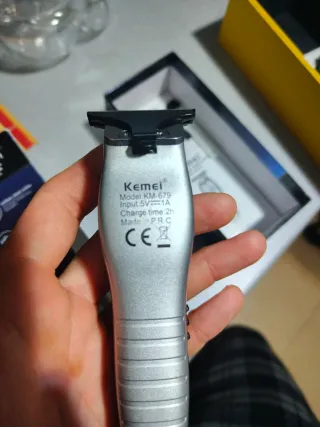 Kemei KM-679 Cortapelos Profesional Plata