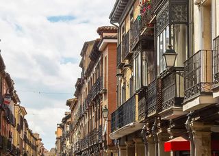 Edificio en venta en Casco Histórico en Alcalá de Henares