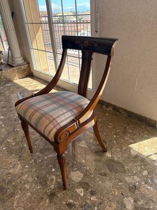 Mesa de comedor y 6 sillas