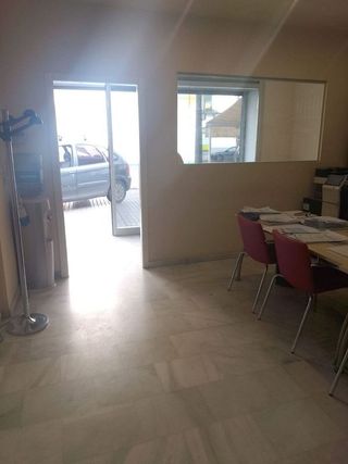 Local comercial en venta en Arenal - La Pólvora en Dos Hermanas