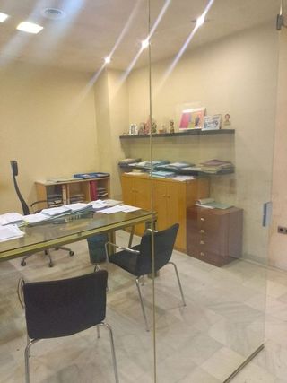 Local comercial en venta en Arenal - La Pólvora en Dos Hermanas