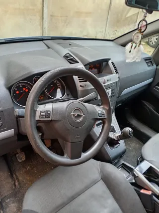 Opel Zafira 2006